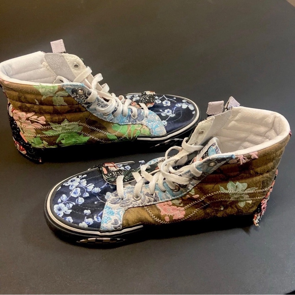Vans Sk8-Hi Reissue Cap Florals Sneakers Women’s 9/Men’s 7.5 RARE - Picture 3 of 16